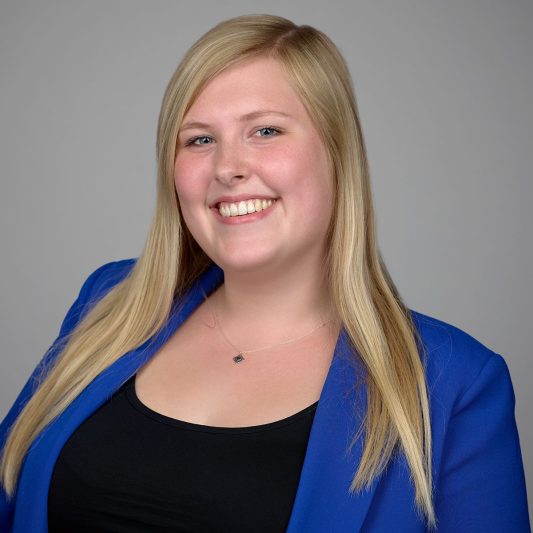 Amy van Haastrecht is consultant in de zorg en welzijn bij Neo-Mundo: bureau voor executive search, interim en organisatieadvies.